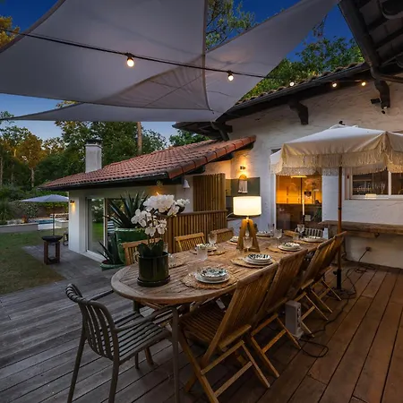 Esprit Au Pyla-sur-mer Avec Piscine, 150m וילה